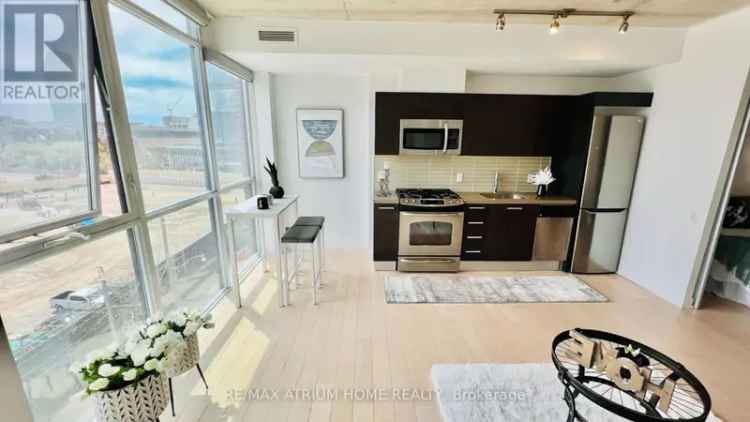 Apartment For Sale in 318, King Street East, Toronto, Ontario