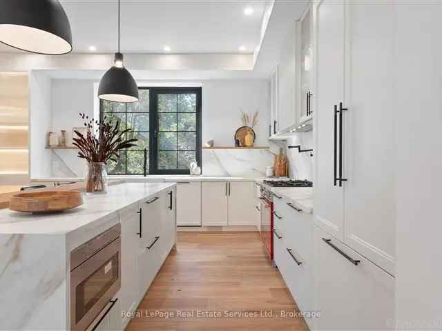 Modern Farmhouse w High-End Finishes 4+1 Beds 4.5 Baths