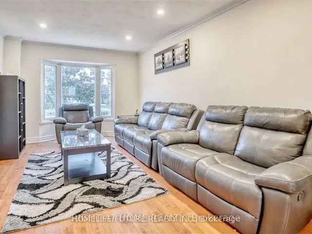 4 Bedroom 3 Washroom Detached Home in Ajax