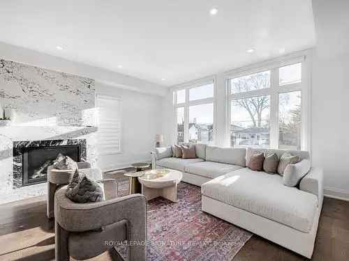 Luxury 4 1 Bedroom Detached Home in Lakeview Mississauga