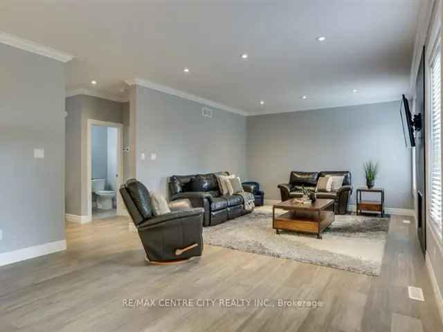 House For Sale in Middlesex Centre, Ontario