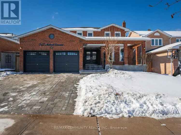 Rosebank Family Home Modern Kitchen 4 Bedrooms Finished Basement