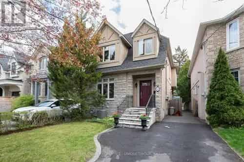 4 Bedroom 4 Washroom House in Prime North Leaside