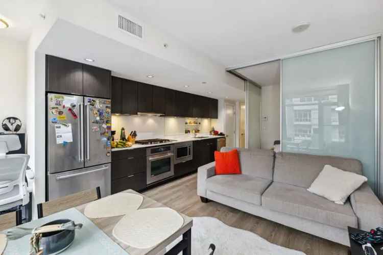 Jr 1 Bed Plus Den Condo in Mount Pleasant Vancouver