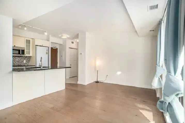 Move in Ready 2 Bed 2 Bath Condo Ottawa Rideau River