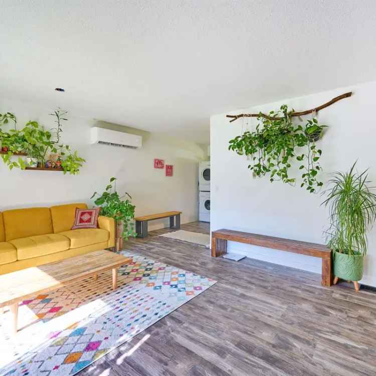 3-Bedroom 2-Bathroom Rancher in Central Mission