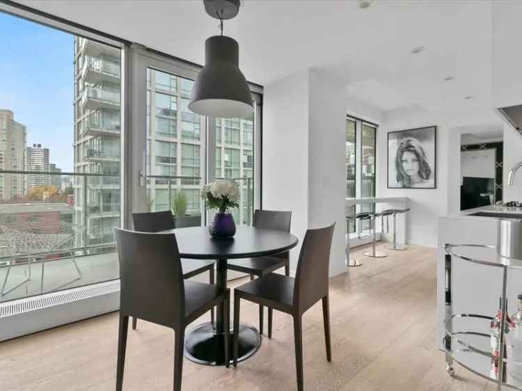 1007 1480 HOWE Street in Vancouver: Yaletown Condo for sale in “Vancouver House” (Vancouver West)  : MLS®# R2934615