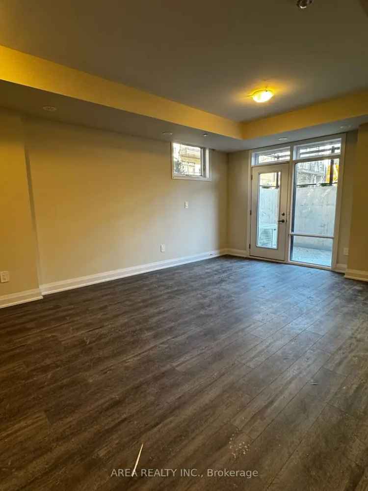 Condo For Rent in (Old) Ottawa, Ontario