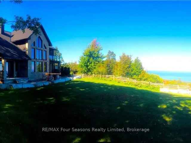 House For Sale in The Blue Mountains, Ontario