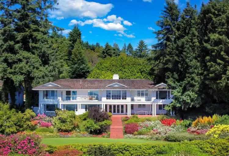 West Vancouver Luxury Home with Breathtaking Views