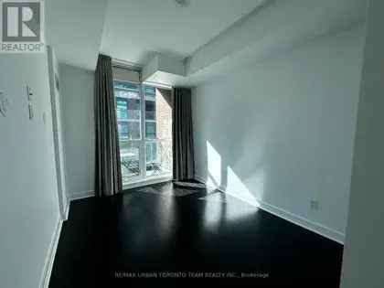 2 rooms apartment of 420 m² in Toronto