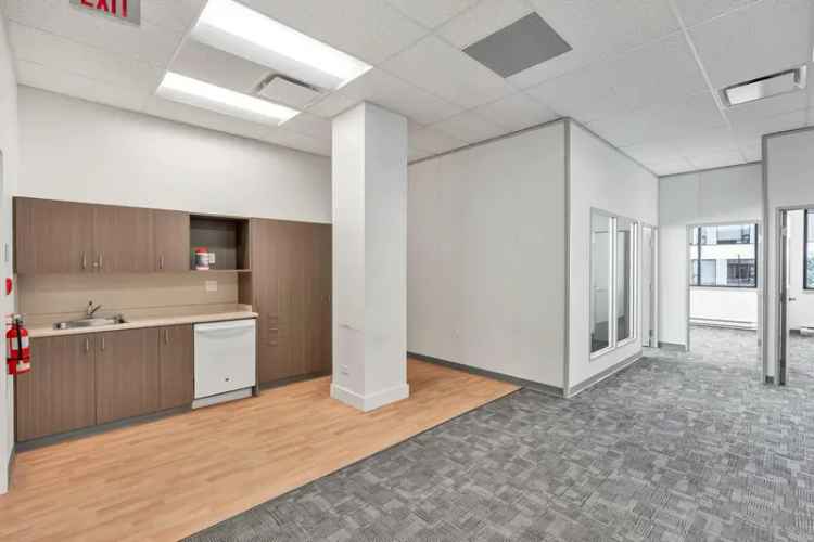 Rent move-in-ready office space in Downtown Victoria with excellent amenities