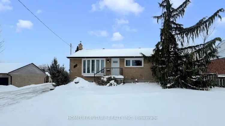 80ft Lot Bungalow near WhitbyOshawa 5+ Bedrooms 2 Kitchens