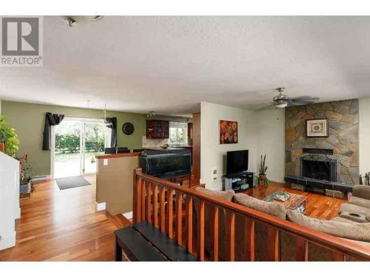 Hobby Farm in Black Mountain - 4 Bed 2 Bath, Barn, Chicken Coop