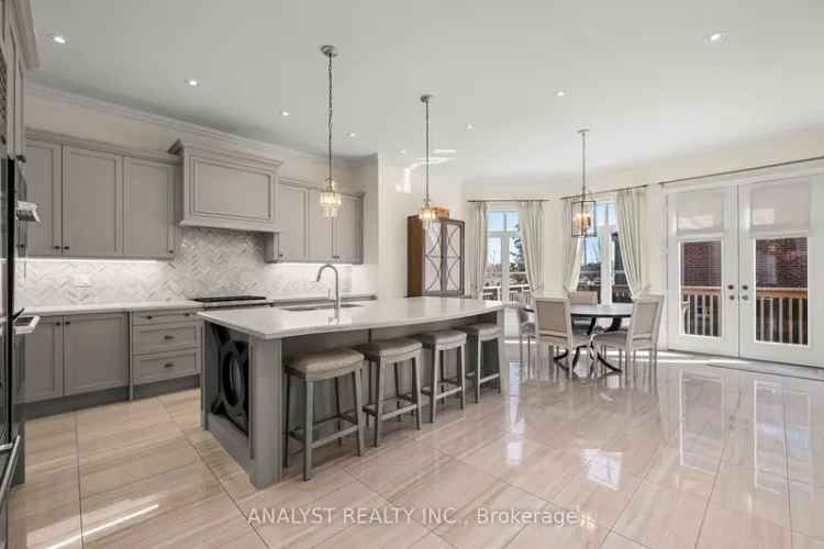 Luxury 4672 Sq Ft Home in Gates of Nobleton