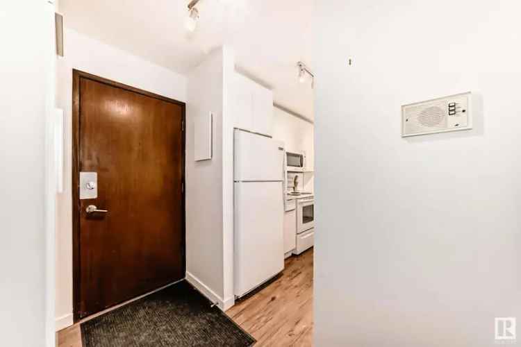 1 Bed Condo near Whyte Ave  Queen Alexandra