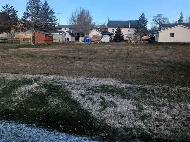 Large Vacant Lot in Odessa Near Babcock Mills