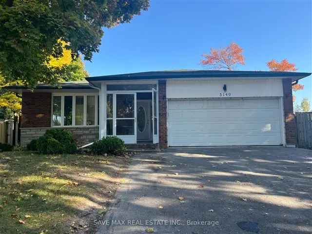 Renovated 3 Br Bungalow Main Floor For Rent Near U of T Mississauga