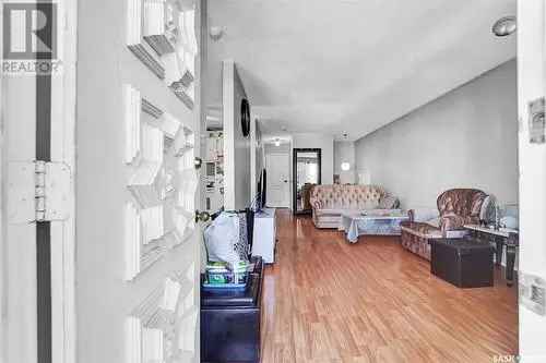 2 1 Bedroom Bungalow For Sale in Saskatoon