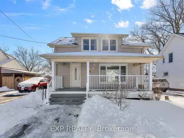 Niagara Falls 3-Bedroom Home  Updated Kitchen and Energy Efficient