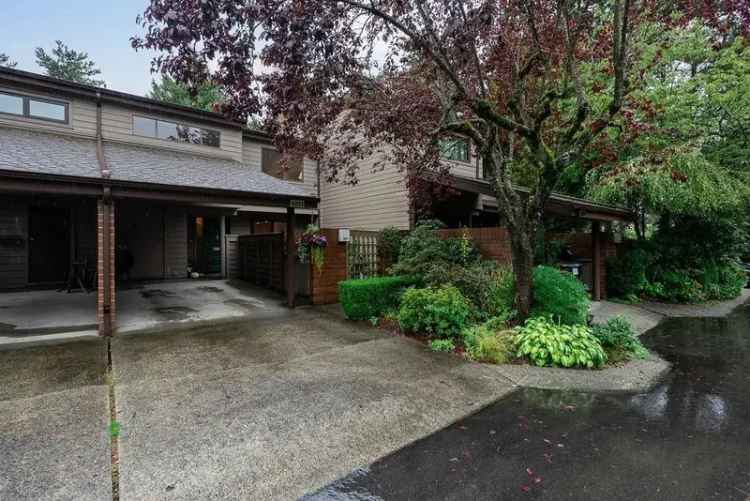 3 Bed 2.5 Bath Home in Arbutus Village Complex