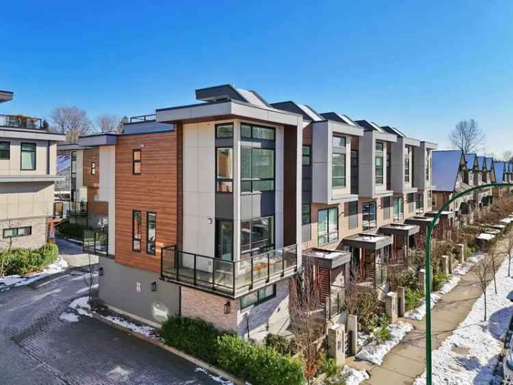 3 Bed Townhome in Lynnmour with Mountain Views and Rooftop Patio