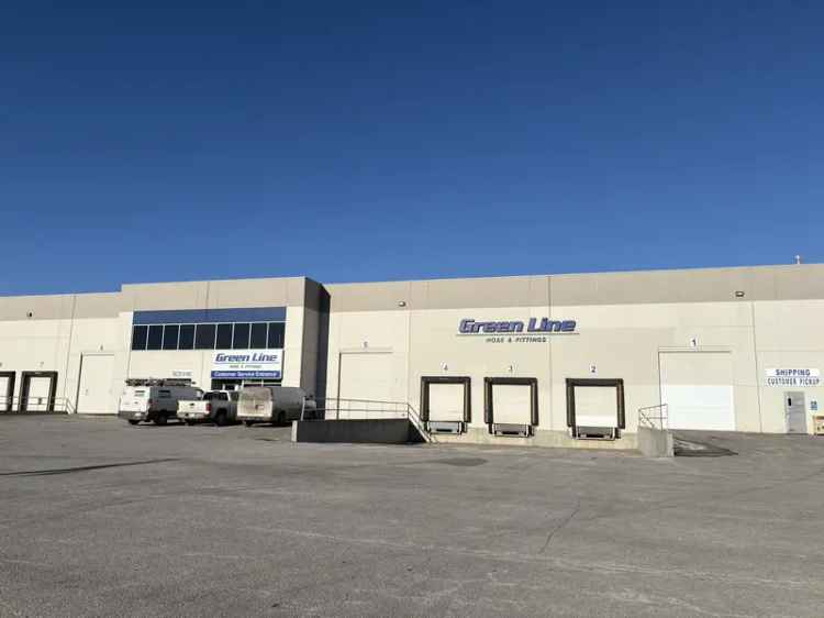 34015 Sq Ft Industrial Building For Lease