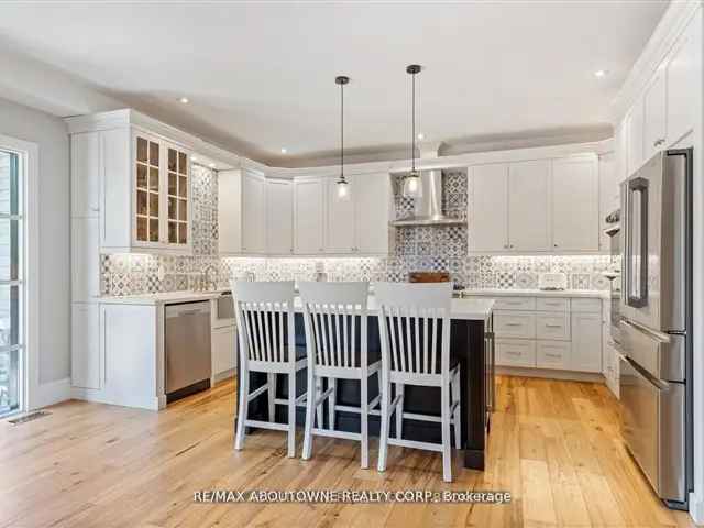 House For Sale in 363, Walton Street, Oakville, Ontario