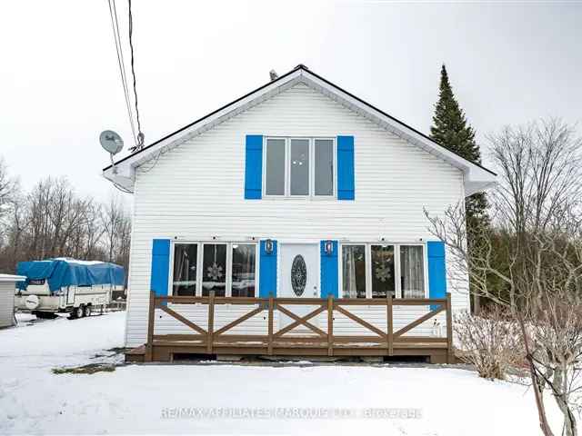 Updated 3-Bedroom Home on 3.5 Acres Near Cornwall and Ottawa