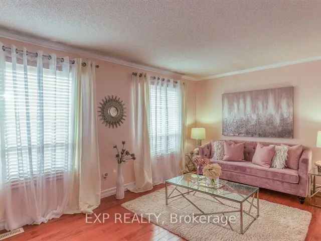 House For Sale in Ajax, Ontario