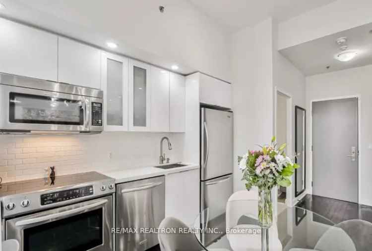 2 Bedroom 2 Washroom Loft Penthouse Condo for Rent