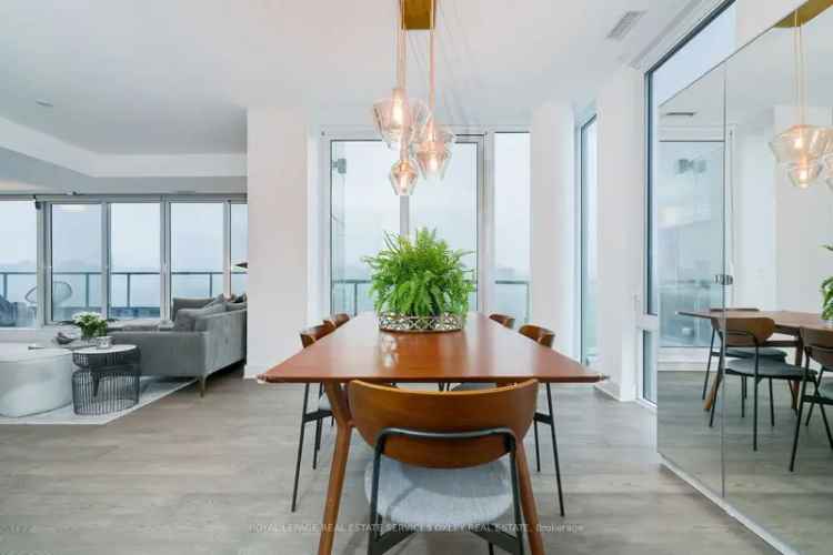 Condo For Sale in Toronto, Ontario