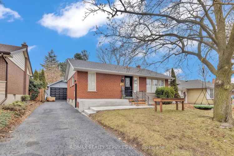 Buy Detached Bungalow in Cambridge with Spacious Bedrooms and Upgrades