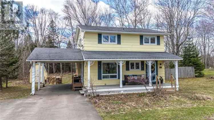 Family Home in Castle Acres with Private Lot and Forest Views