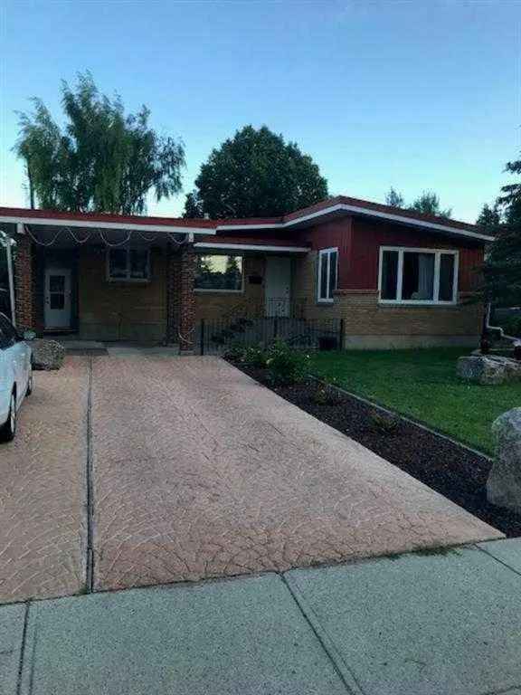 House For Rent in Lethbridge, Alberta