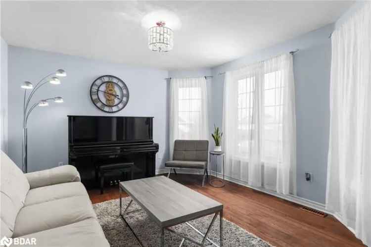 Fantastic Functional Home in Ardagh Bluffs