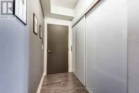 3 rooms apartment of 93 m² in Toronto