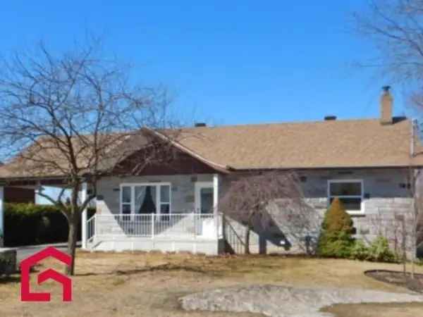 Bungalow for Sale Near Park and School