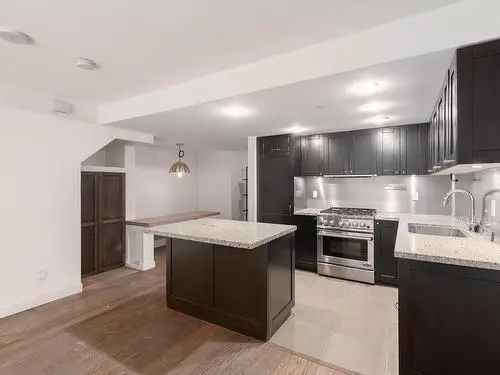 House For Sale In Yaletown, Vancouver, British Columbia