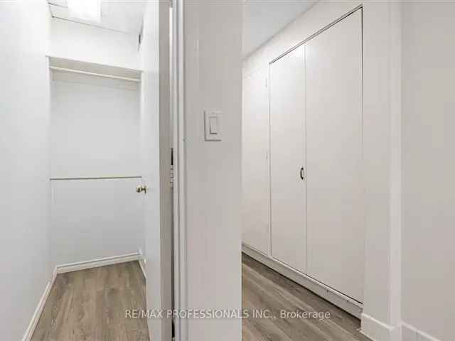 Spacious 3+Den High Park North Unit Near Subways