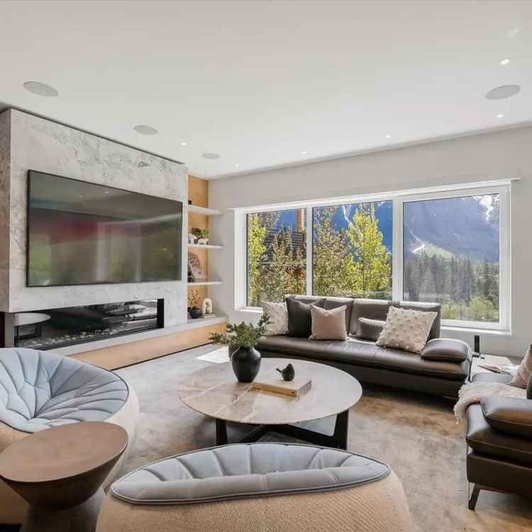 Modern Mountain Luxury Retreat for Sale