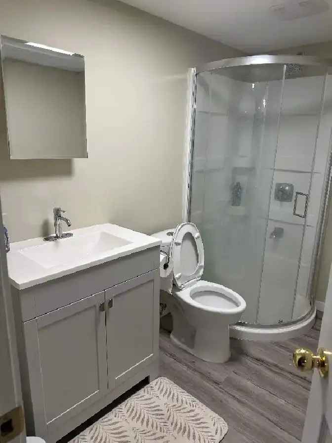 One private room for male tenant