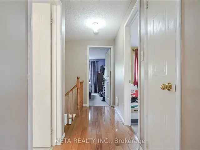 House For Sale in Toronto, Ontario