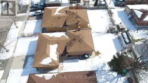 Mississauga Detached Backsplit Home For Sale 3 1 Bedrooms 2 Bathrooms