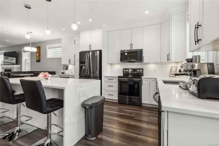 Boulder Heights Luxury Homes - Energy Efficient & Spacious