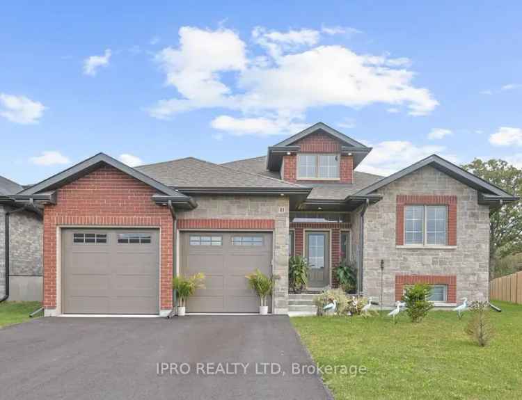 House For Sale in Quinte West, Ontario