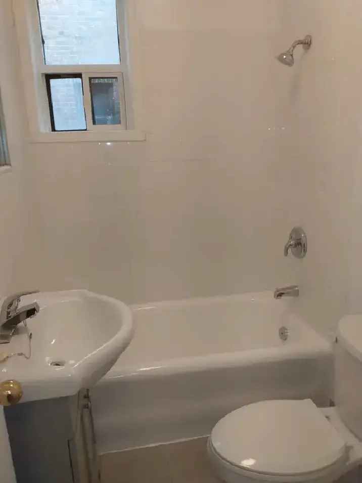 1 Bedroom Apartment - Downtown Toronto