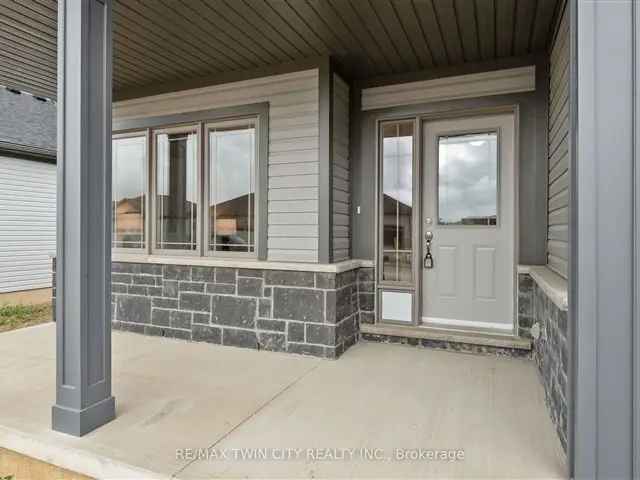 Luxury Bungalow in Atwood Station 2 Beds 2 Baths 1490 Sq Ft