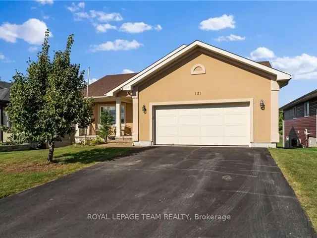 Spacious 3-Bedroom Home in Hunter Gate Renfrew