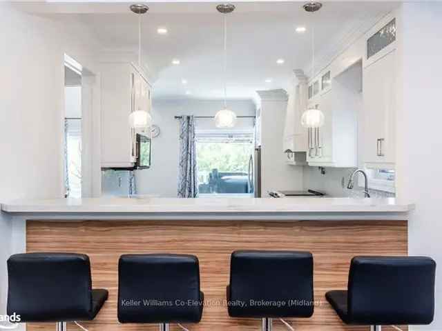 Luxury Detached Home in Ardagh Bluffs Fully Renovated